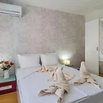 ивайло / Ivaylo Apartment *