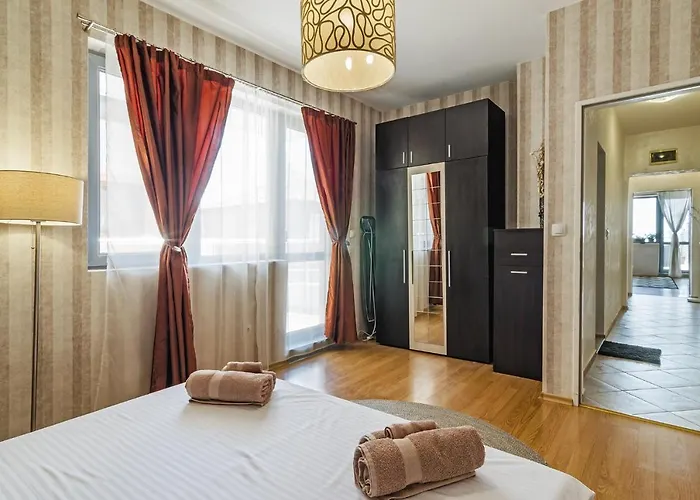 ивайло / Ivaylo Apartamento *