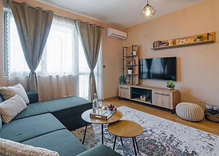 ивайло / Ivaylo Apartamento