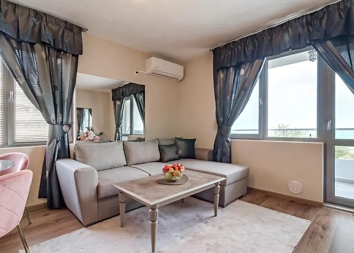 ивайло / Ivaylo Apartamento